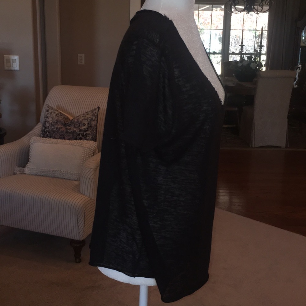 One Clothing Los Angeles Sheer V-Neck Top - Picture 6 of 12